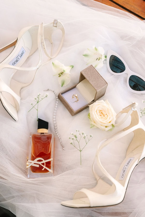 Romantic Summer Wedding Pietris Estate Pretty Details