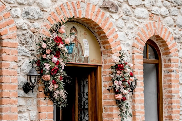 Spring Romantic Wedding Burgundy Florals Deer Valley