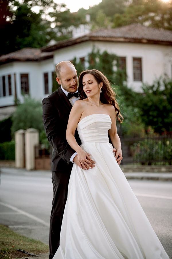 Summer Romantic Wedding Inspired By Olive