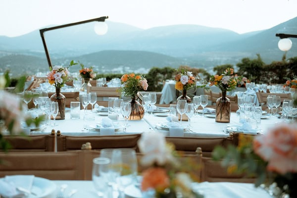 Dreamy Wedding Laas Estate Pretty Pastel Flowers
