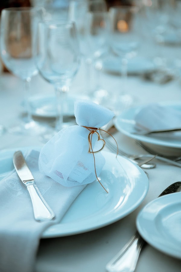 Dreamy Wedding Laas Estate Pretty Pastel Flowers