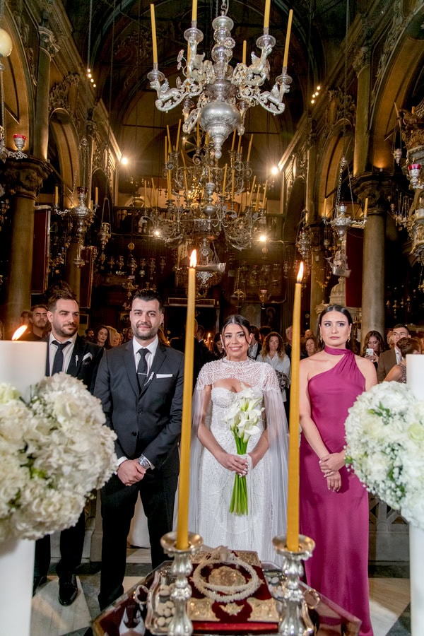 Fall Wedding In Tinos With White Floral Arrangements And Romantic Details