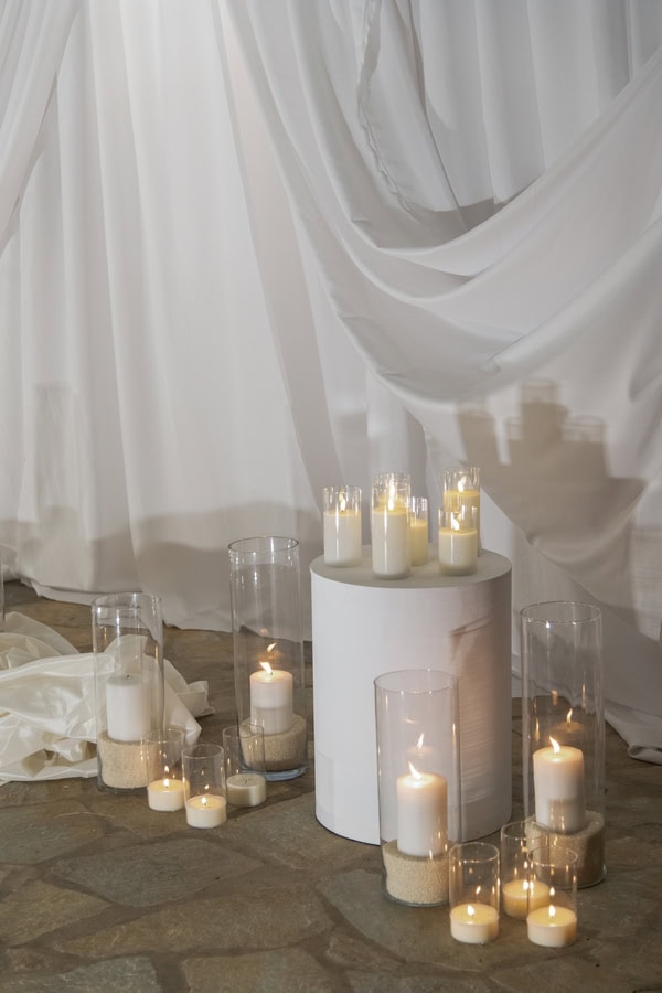 Fall Wedding In Tinos With White Floral Arrangements And Romantic Details