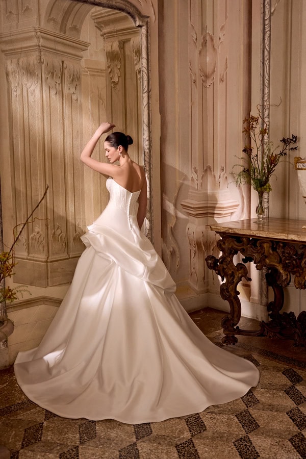 Justin Alexander  Bridal Collection Brides To Be