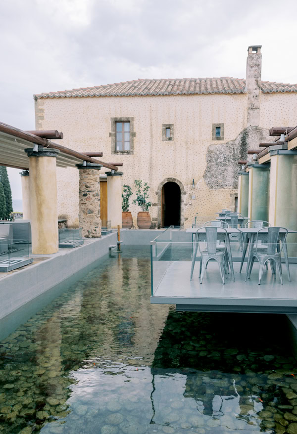 Romantic Styled Shoot Kinsterna Hotel Monemvasia