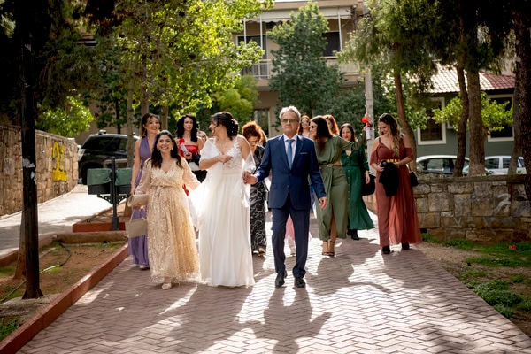 Rustic Wedding Ivory Roses Rustic Details