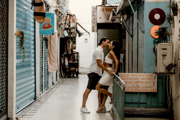 Urban Prewedding Athens Street Art