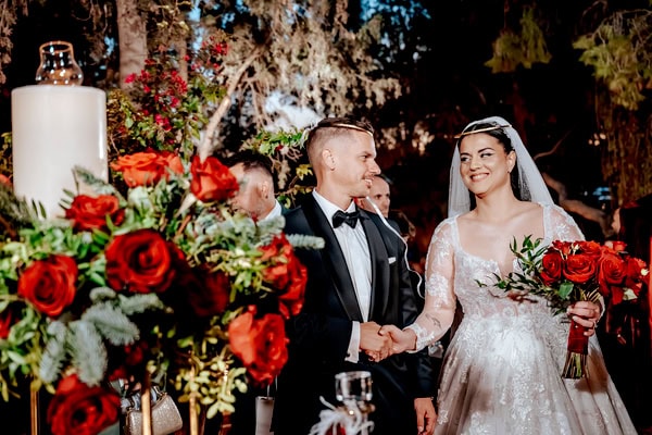 Wedding Red Roses Festive Chic Details