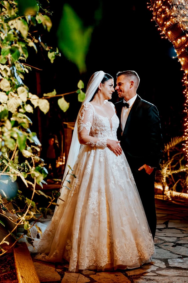 Wedding Red Roses Festive Chic Details