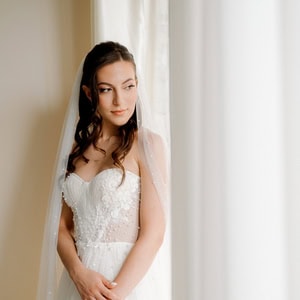 Ένας υπέροχος γάμος με λουλουδένιες λεπτομέρειες και next day στην παραλία | Σοφία & Κωνσταντίνος