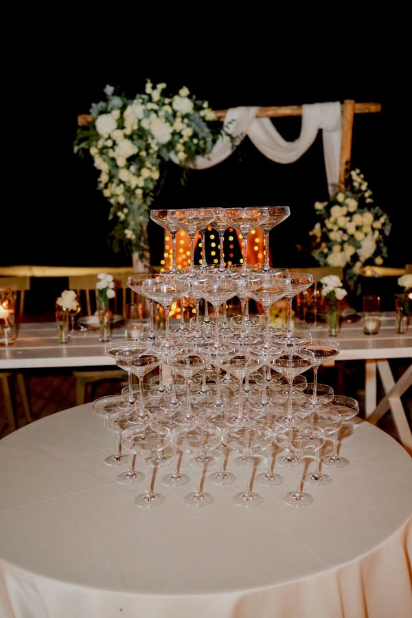 Chic Civil Wedding At Galazia Akti With White Flowers