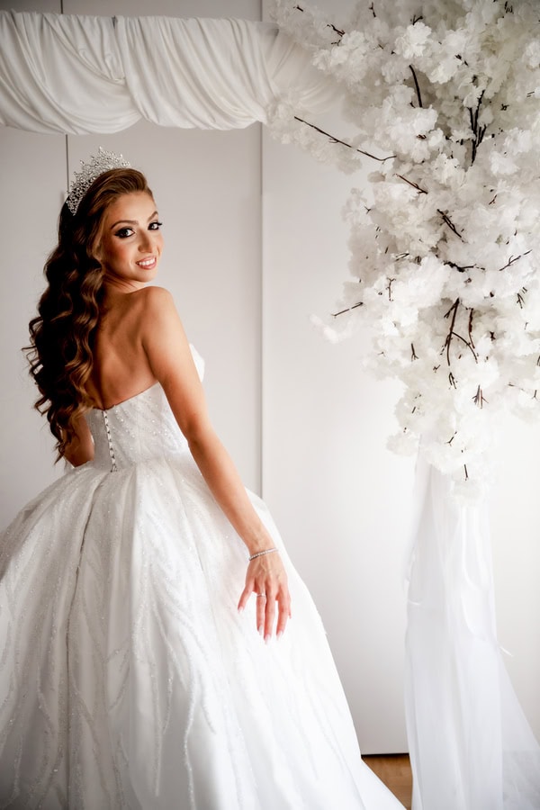 Fall Chic Wedding Athens White Hydrangeas Romantic Details