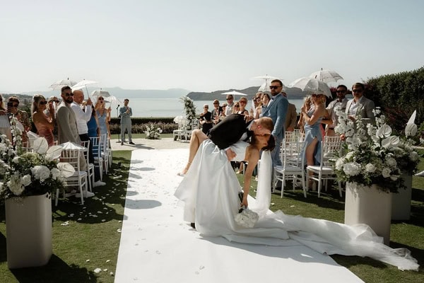 Refined Summer Sea View Wedding