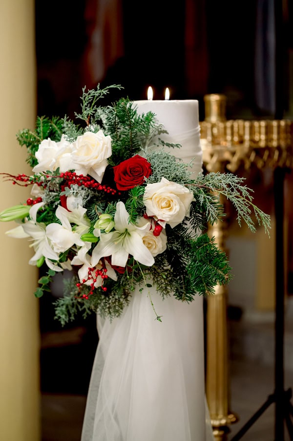 Romantic Winter Wedding White Red Flowers