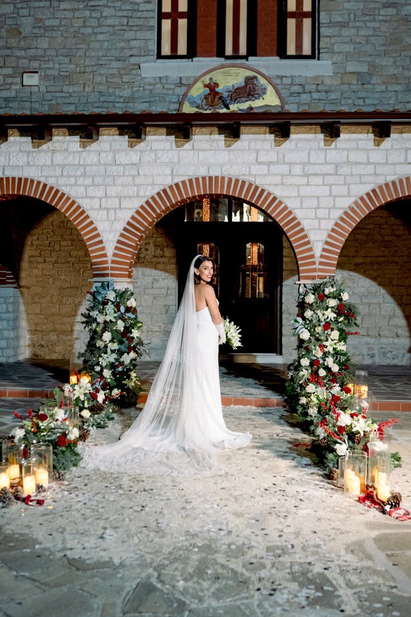Romantic Winter Wedding White Red Flowers