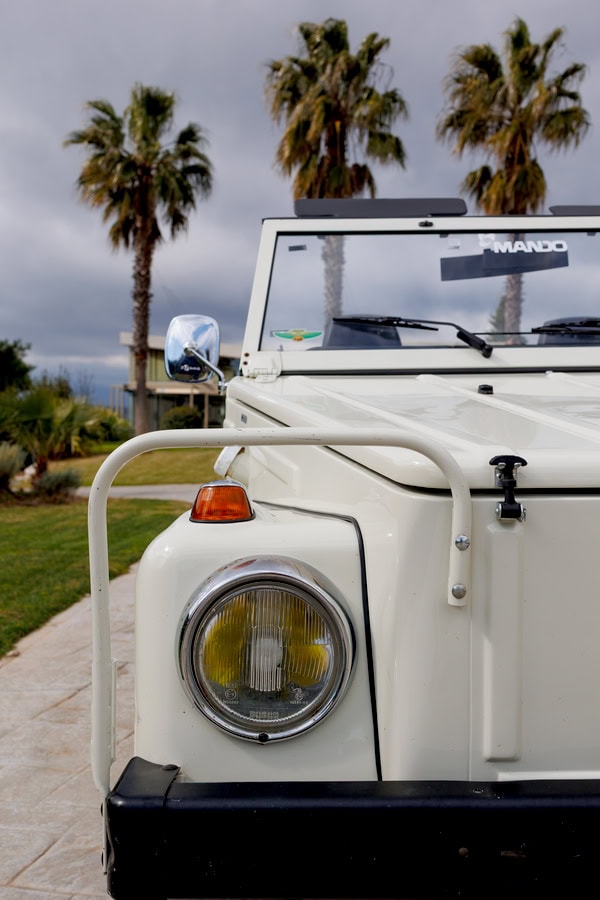 Vintage Wedding Car Arrival Retro Style Ideas