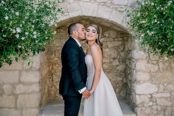 White Hydrangeas Gypsophila And A Romantic Sea View Wedding