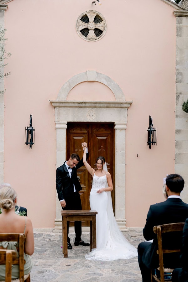 Destination Crete Wedding Rustic Details White Flowers