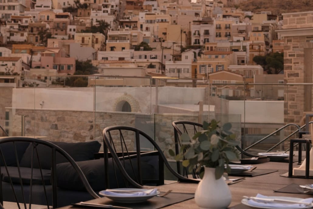 Ονειρευτείτε τον γάμο σας με style στο Argini Hotel στη Σύρο