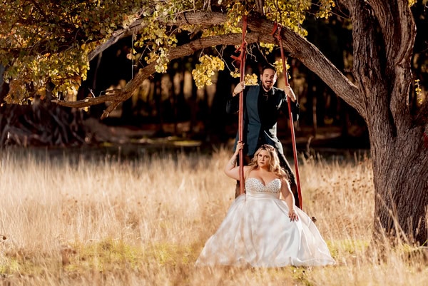 Romantic Wedding Pallini Red White Colors