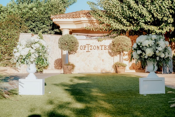 Special Elegant Wedding Ktima Orizontes All White Florals
