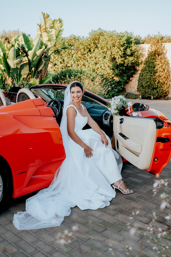 Special Elegant Wedding Ktima Orizontes All White Florals