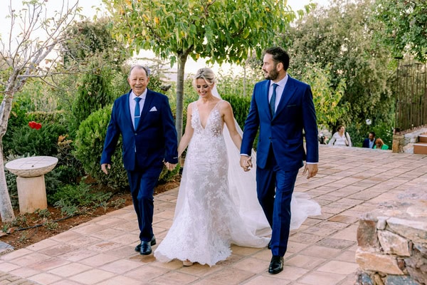 Autumn Wedding With White Blooms Ktima Laas
