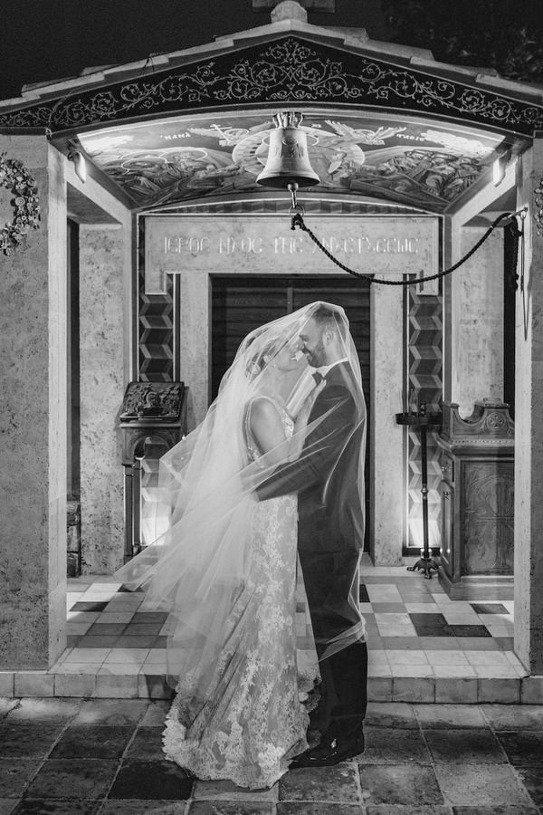 Autumn Wedding With White Blooms Ktima Laas