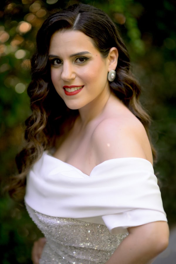 Destination Wedding In Lesvos With Chic Vintage Style And Beautiful Flowers