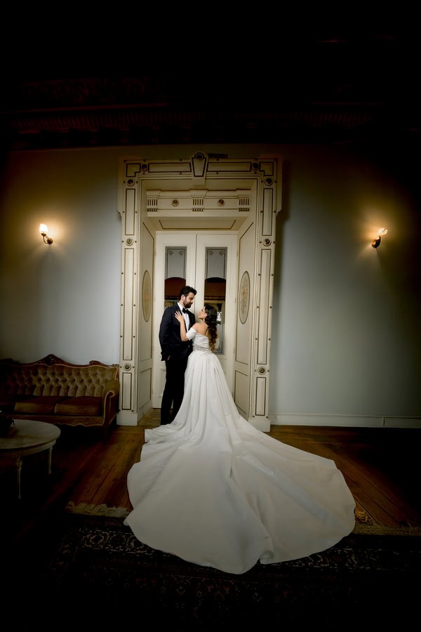 Destination Wedding In Lesvos With Chic Vintage Style And Beautiful Flowers