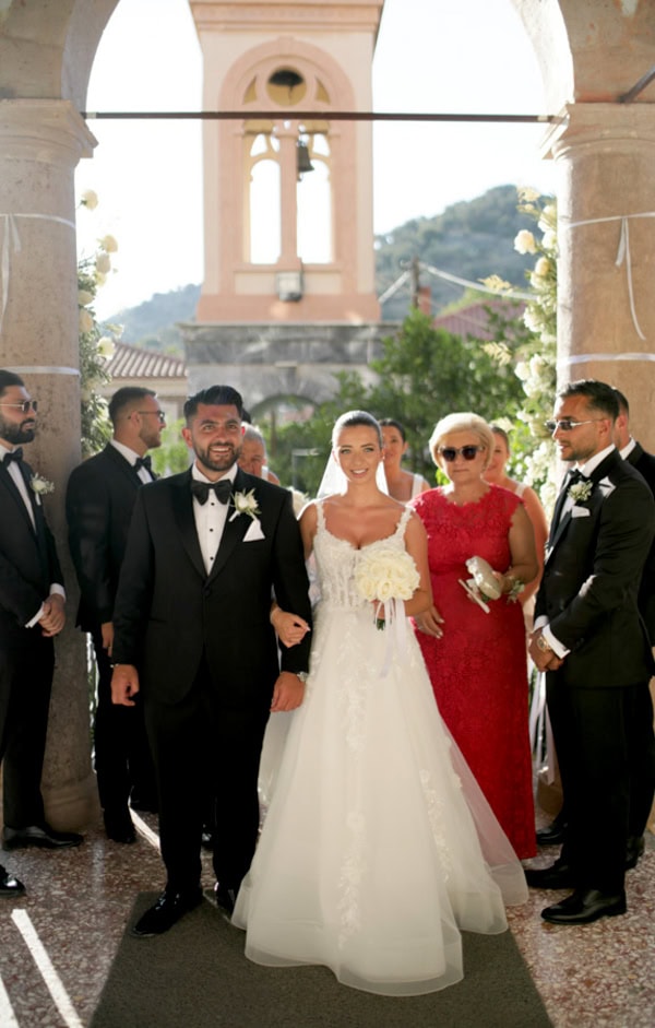 Destination Wedding Lesvos White Flowers