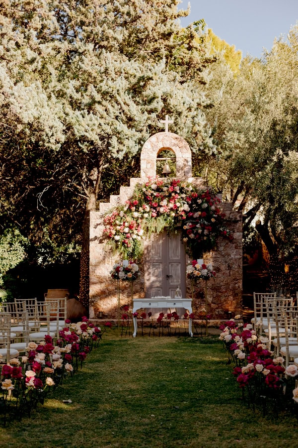 Fuchsia Wedding With Stunning Details