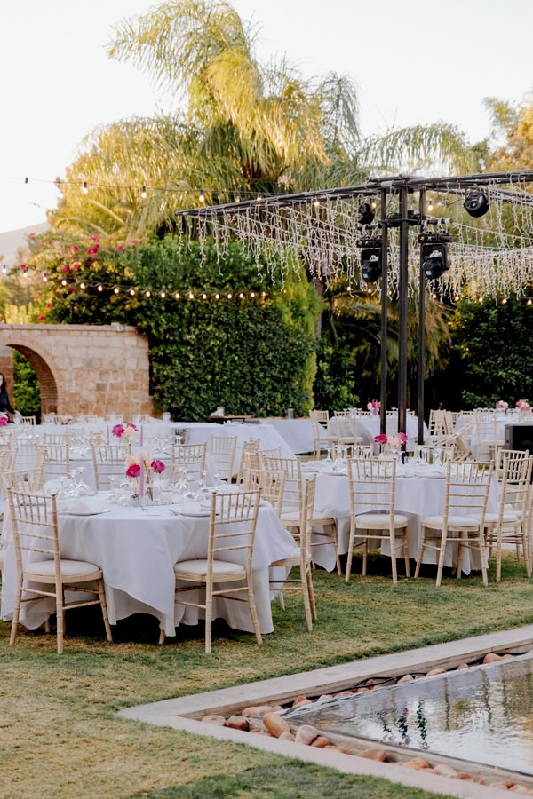 Fuchsia Wedding With Stunning Details