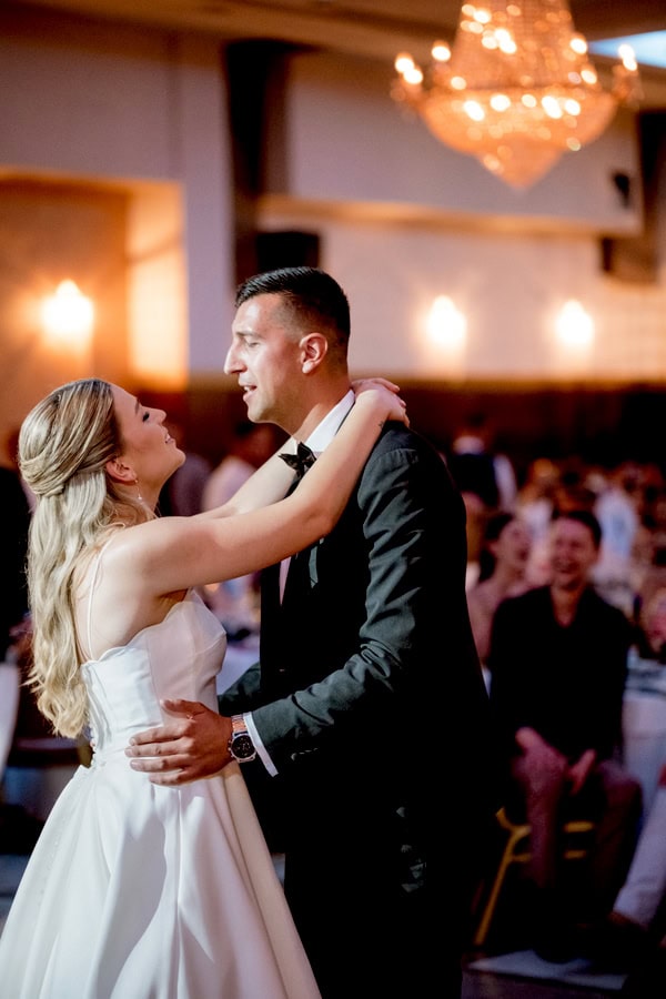 Lovely Spring Wedding Drama Full Of Romance