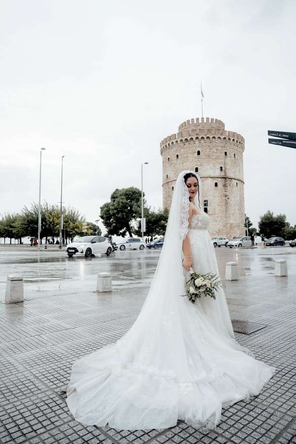 Romantic Autumn Wedding Lefkada Rustic Details White Florals