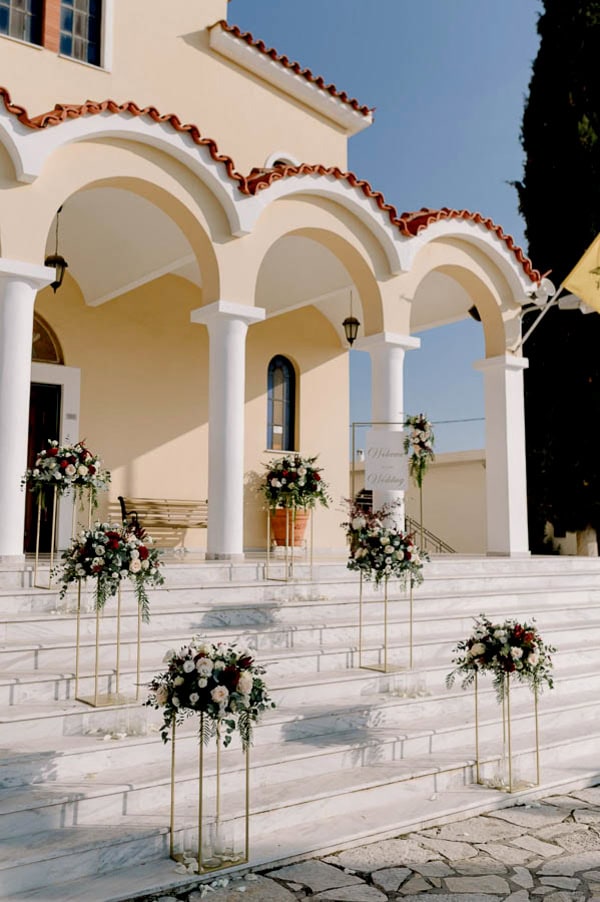 Romantic Fall Wedding White Red Flowers