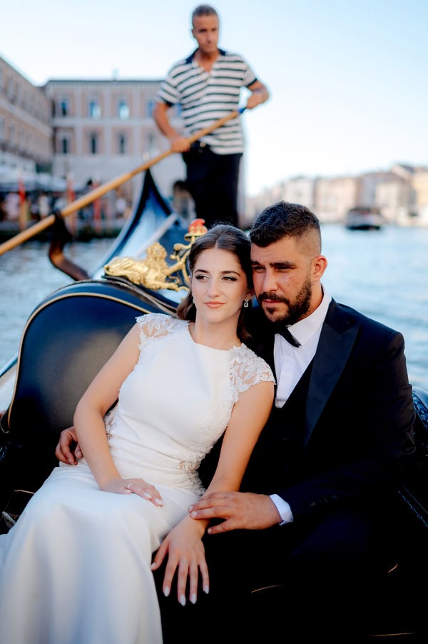 Romantic Spring Wedding And Venice Next Day