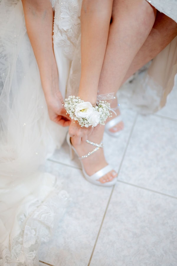 Romantic Spring Wedding And Venice Next Day