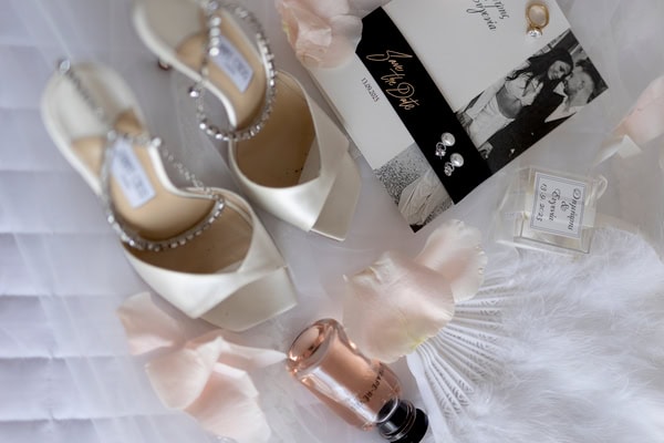 Romantic Wedding White Floral Arrangements