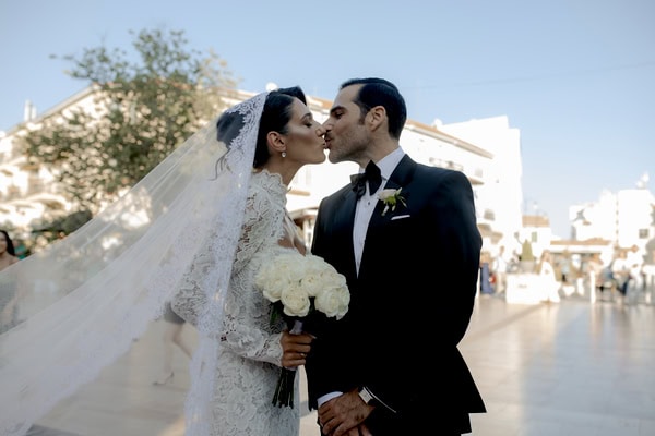 Timeless Chic Romantic Romantic Details