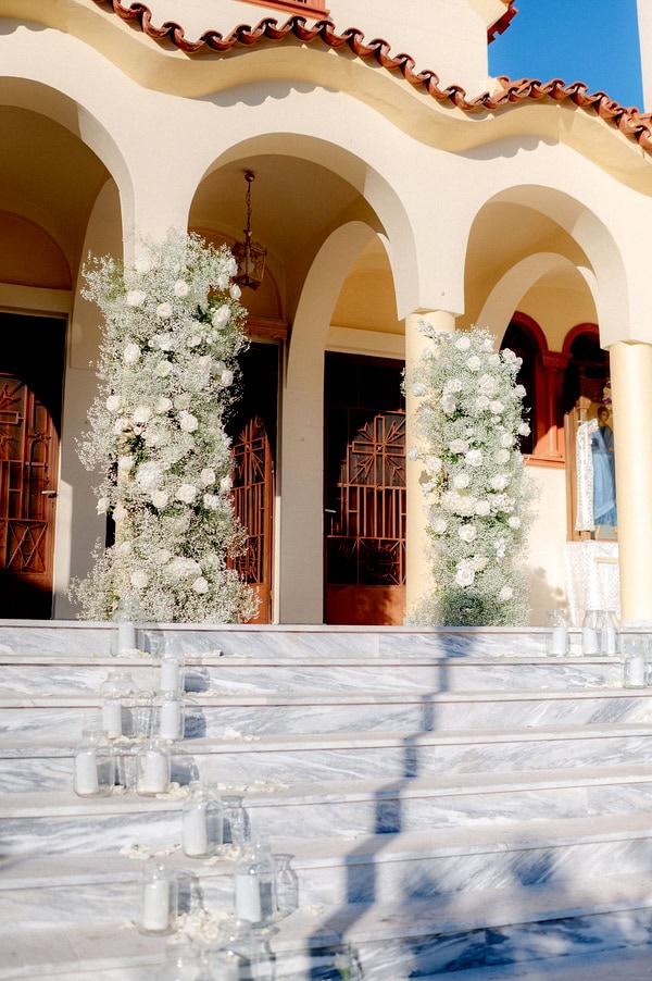 White Floral Chic Summer Wedding Agrinio