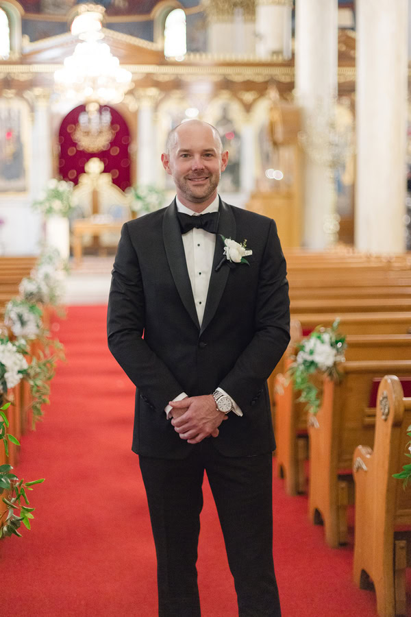 White Flowers And Romantic Chicago Wedding
