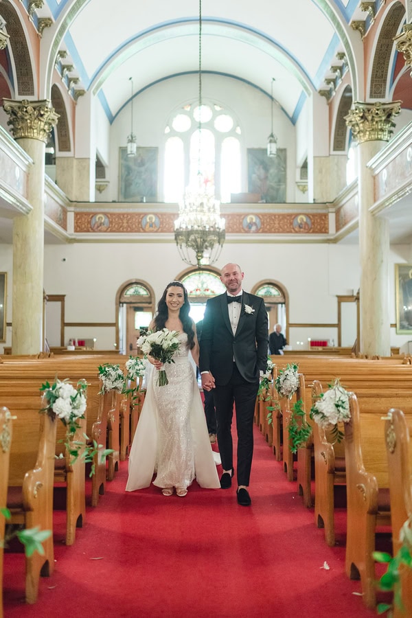 White Flowers And Romantic Chicago Wedding