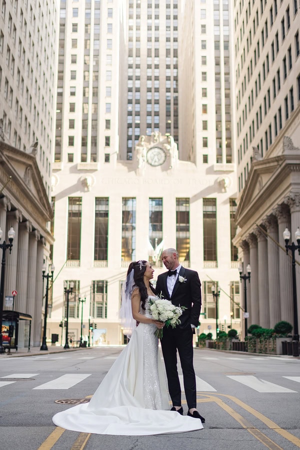 White Flowers And Romantic Chicago Wedding