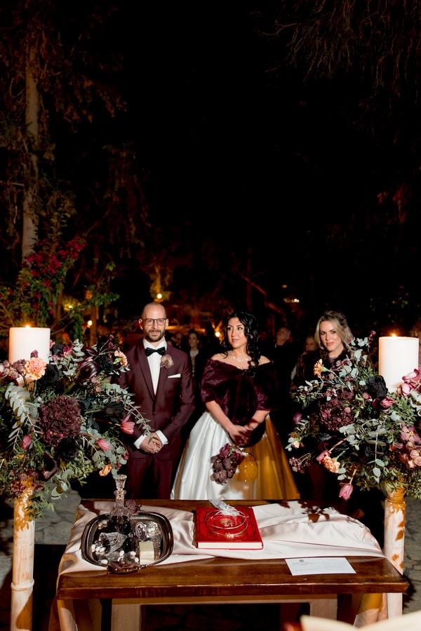 Winter Wedding In Burgundy Tones