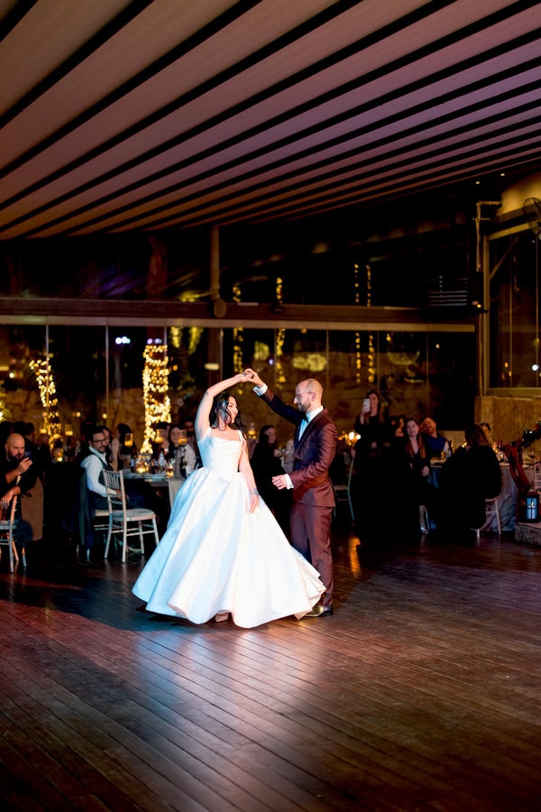 Winter Wedding In Burgundy Tones