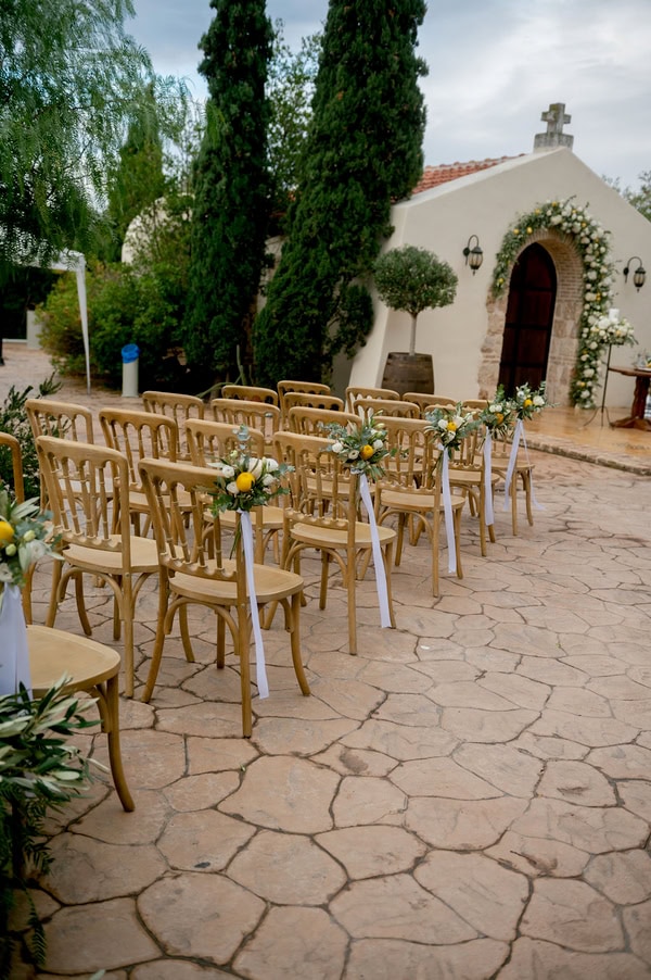 Beautiful Wedding In White And Green Tones