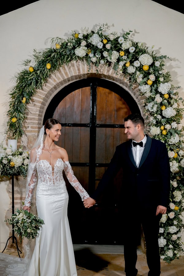 Beautiful Wedding In White And Green Tones