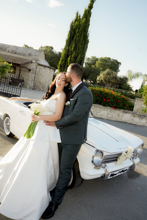 Beautiful Wedding White Lilies Lovely Details