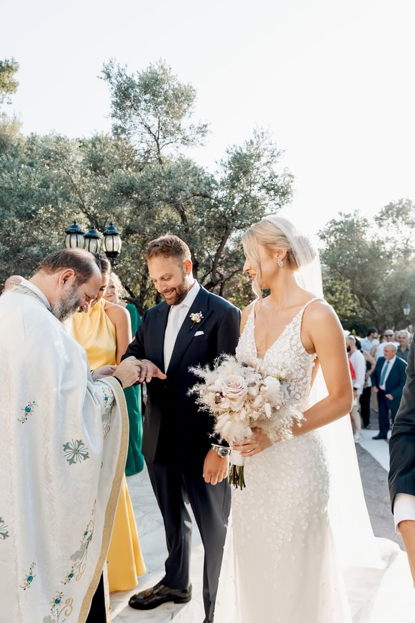 Boho Chic Summer Wedding In Athens With Romantic Tones